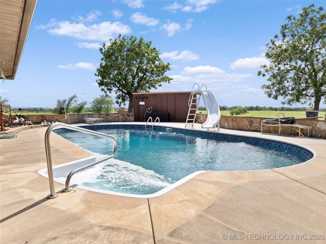 10738 Cemetery Road, Marietta, OK 73448