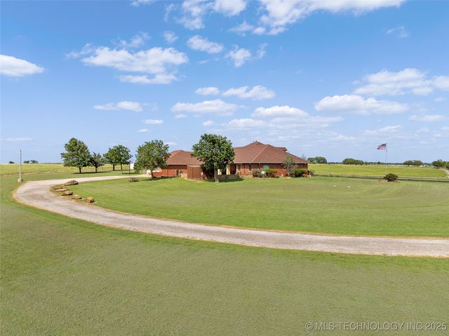 10738 Cemetery Road, Marietta, OK 73448