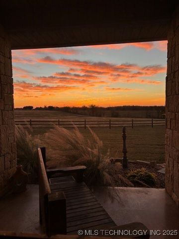 10738 Cemetery Road, Marietta, OK 73448