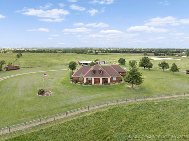 10738 Cemetery Road, Marietta, OK 73448