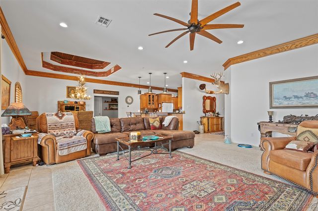 10738 Cemetery Road, Marietta, OK 73448