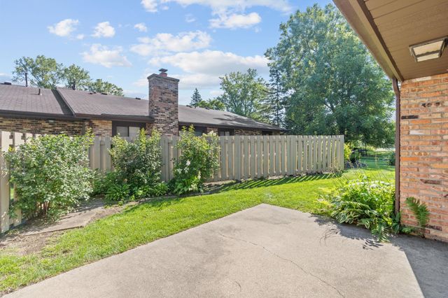 1164 Xene Lane N, Plymouth, MN 55447