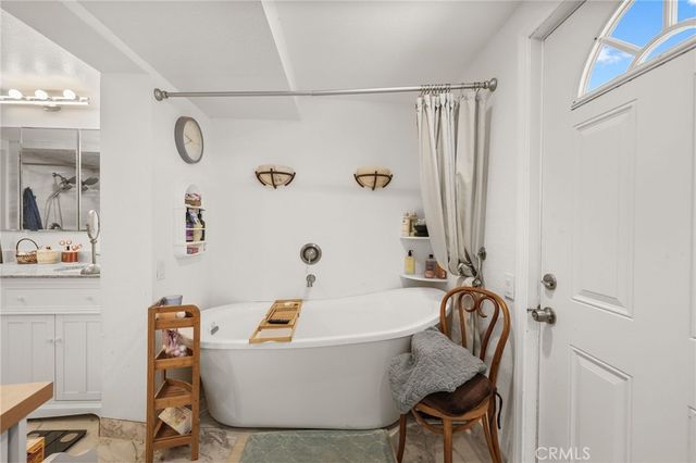 15845 La Vida, Palm Springs, CA 92262