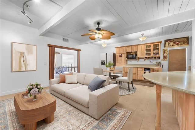 15845 La Vida, Palm Springs, CA 92262