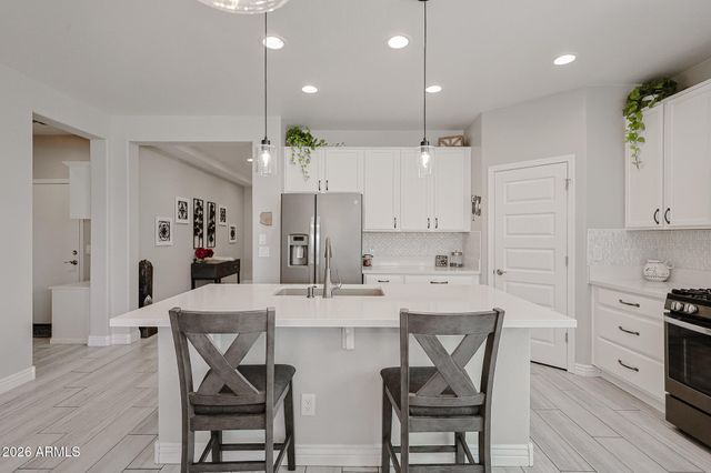 18386 W ILLINI Street, Goodyear, AZ 85338