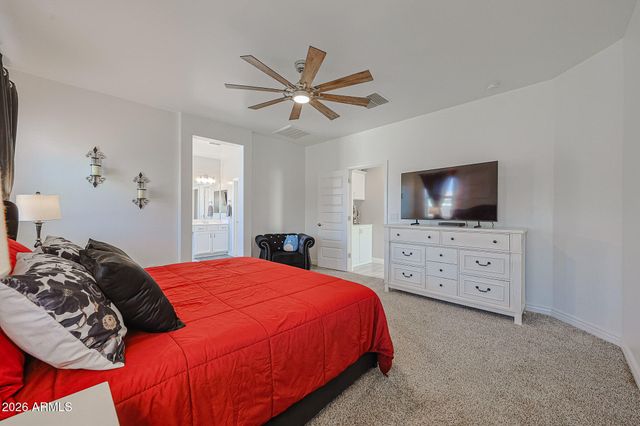 18386 W ILLINI Street, Goodyear, AZ 85338