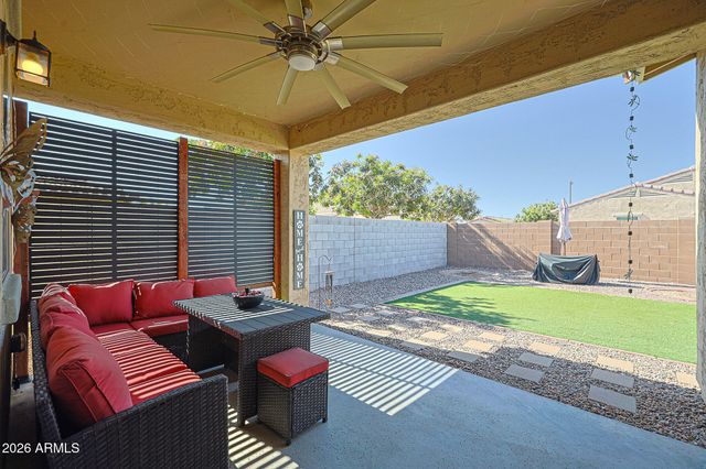 18386 W ILLINI Street, Goodyear, AZ 85338