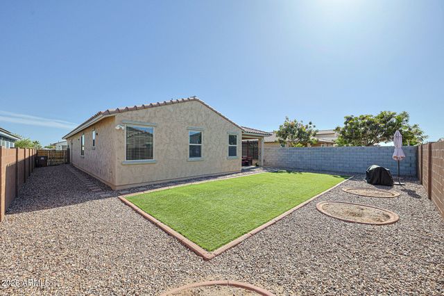 18386 W ILLINI Street, Goodyear, AZ 85338