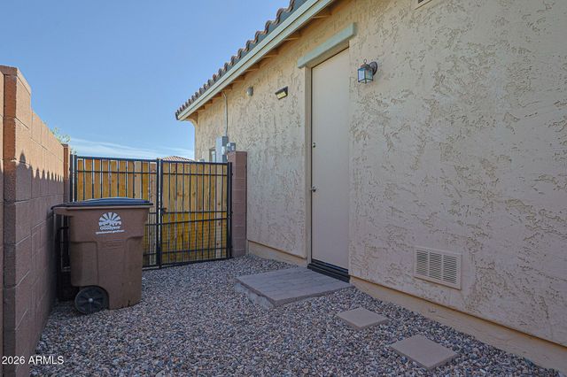 18386 W ILLINI Street, Goodyear, AZ 85338