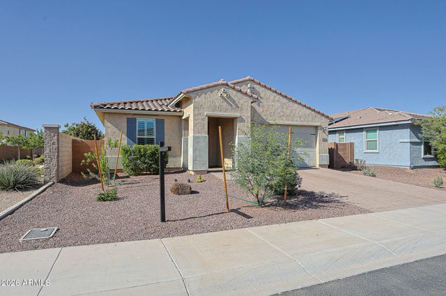18386 W ILLINI Street, Goodyear, AZ 85338