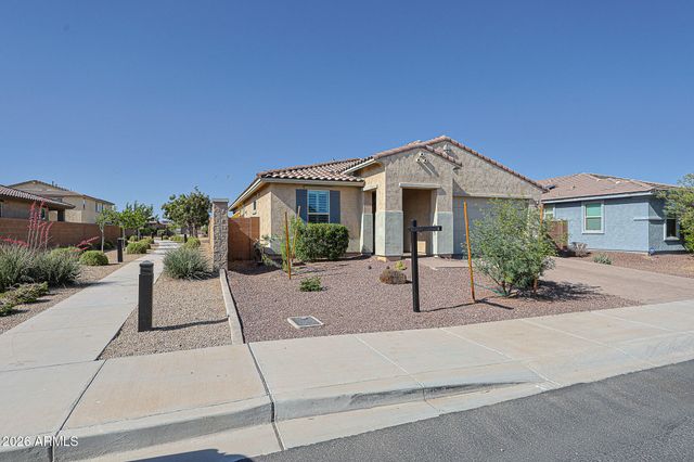 18386 W ILLINI Street, Goodyear, AZ 85338