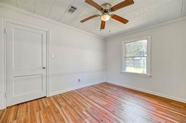 1506 1st Avenue N, Texas City, TX 77590