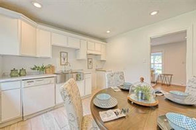 1506 1st Avenue N, Texas City, TX 77590