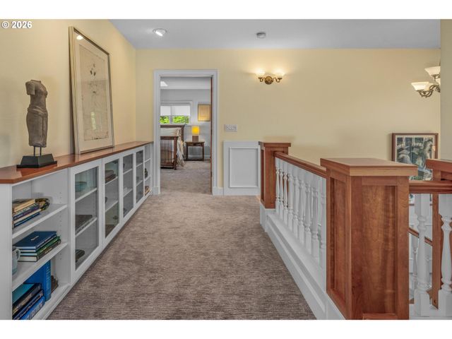 10007 Nw THOMPSON Rd, Portland, OR 97229