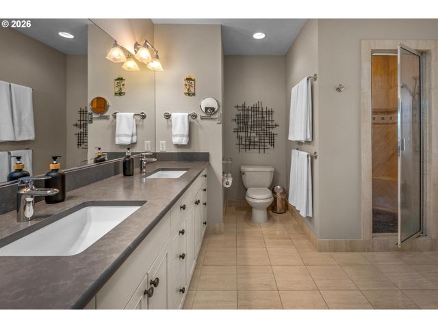 10007 Nw THOMPSON Rd, Portland, OR 97229