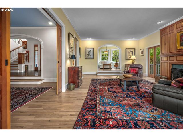 10007 Nw THOMPSON Rd, Portland, OR 97229
