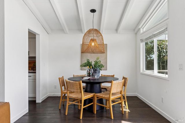 24 Porto Bello Dr, San Rafael, CA 94901