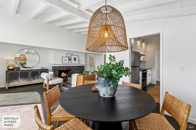 24 Porto Bello Dr, San Rafael, CA 94901