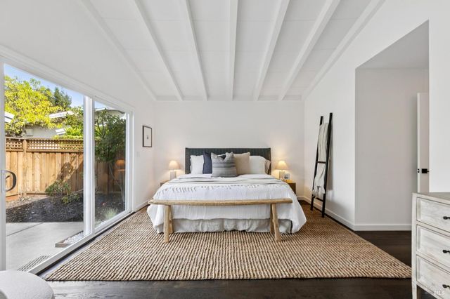 24 Porto Bello Dr, San Rafael, CA 94901