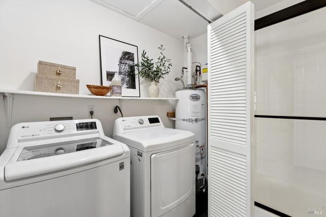 24 Porto Bello Dr, San Rafael, CA 94901