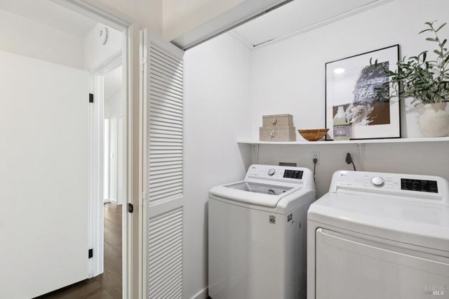 24 Porto Bello Dr, San Rafael, CA 94901