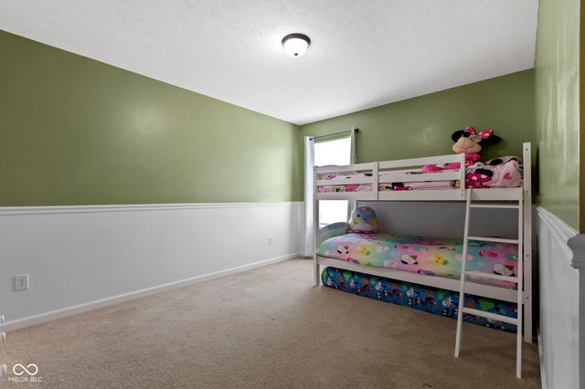 7806 Sea Eagle Circle, Zionsville, IN 46077