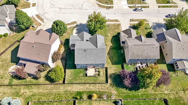 7806 Sea Eagle Circle, Zionsville, IN 46077