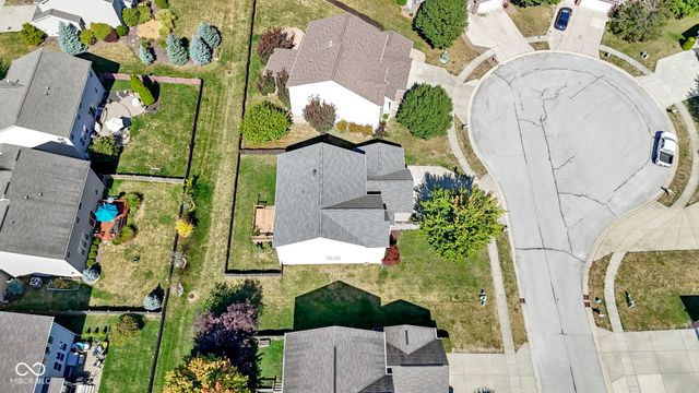 7806 Sea Eagle Circle, Zionsville, IN 46077