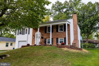 16 EDGELY PL, Willingboro, NJ 08046