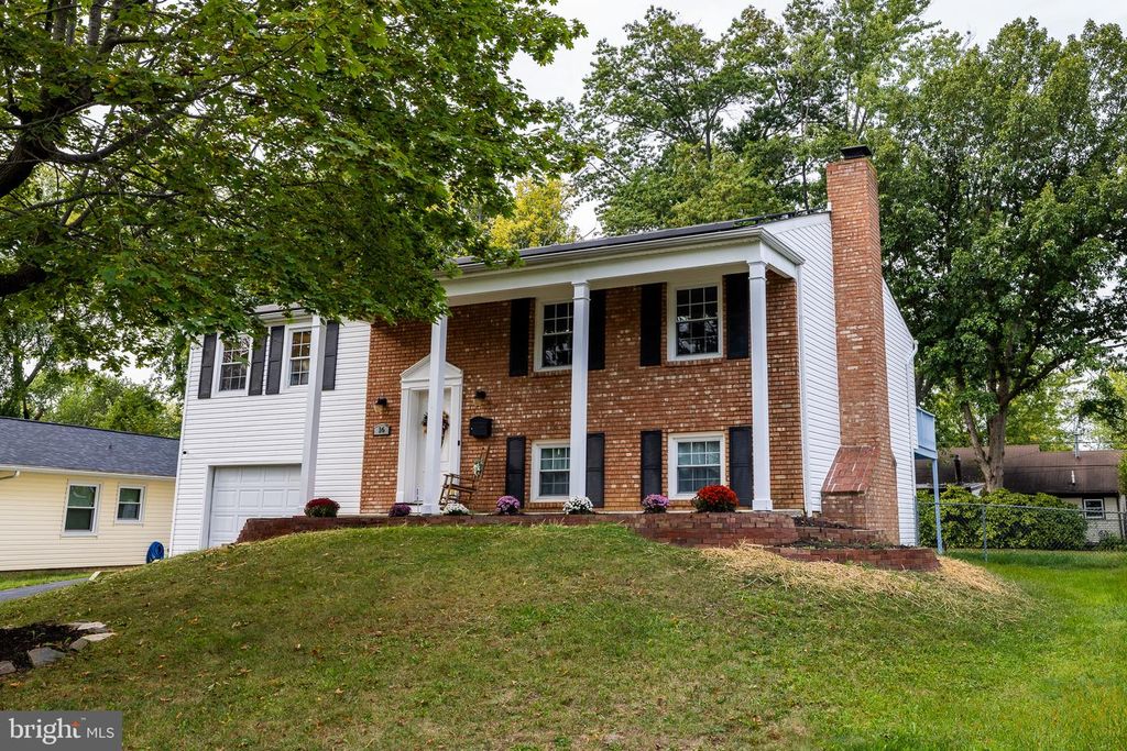 16 EDGELY PL, Willingboro, NJ 08046
