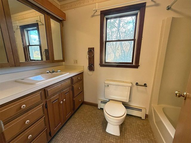 2086 Walker Mountain Road, Clarendon, VT 05777