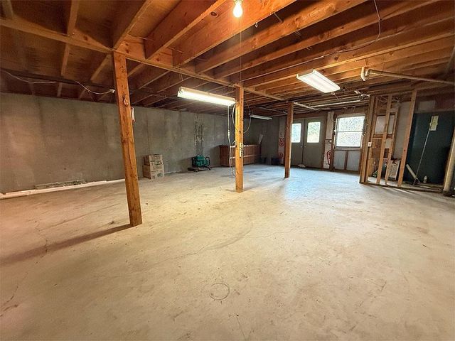 2086 Walker Mountain Road, Clarendon, VT 05777