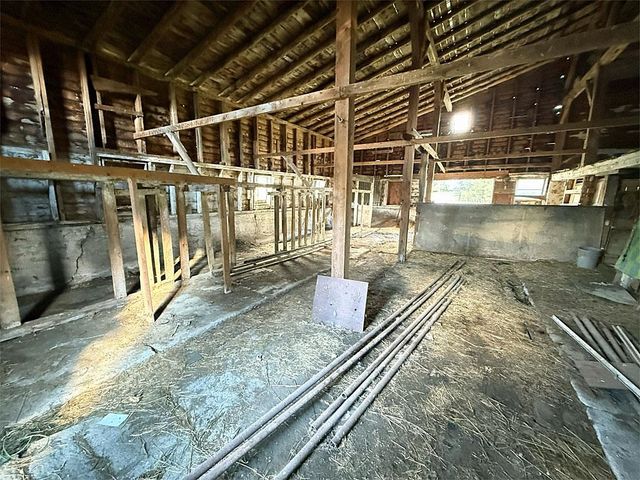 2086 Walker Mountain Road, Clarendon, VT 05777