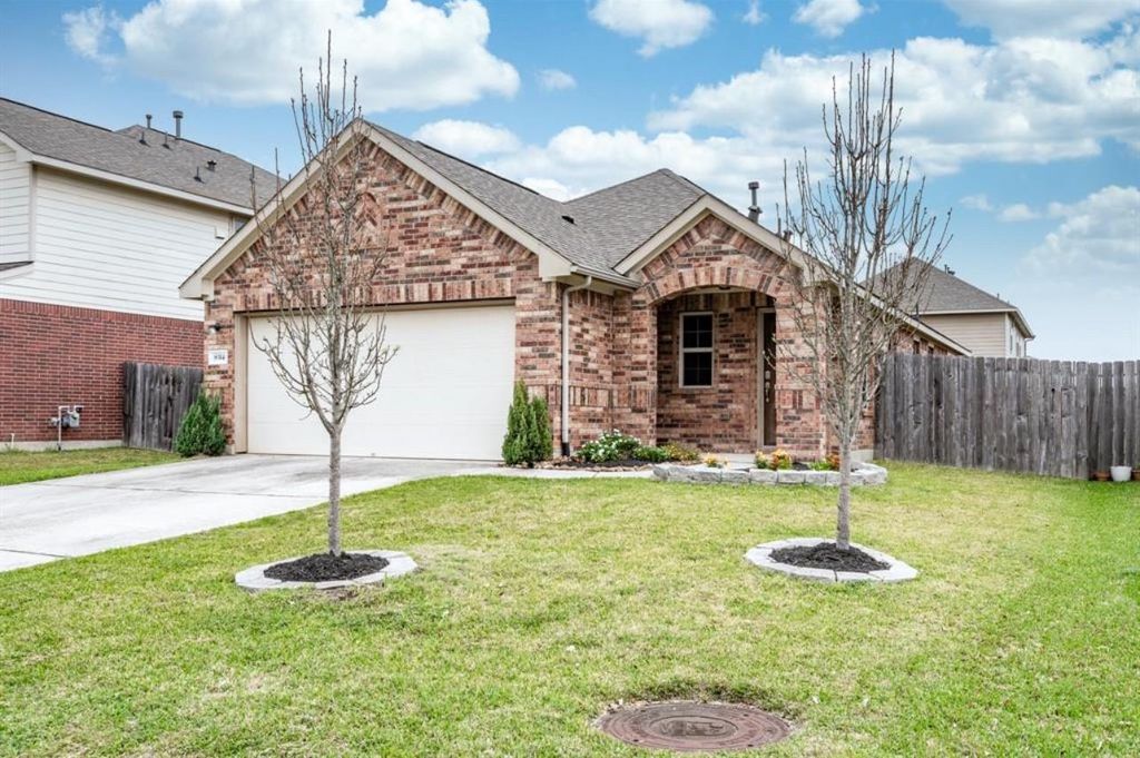 8314 Broadleaf Avenue, Baytown, TX 77521