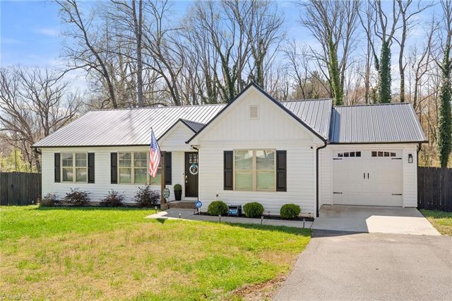 2512 Caudle Street, Germanton, NC 27019