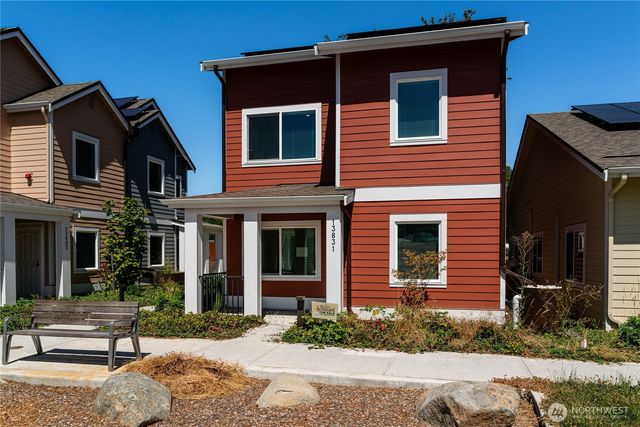 13831 32nd Lane S, Tukwila, WA 98168