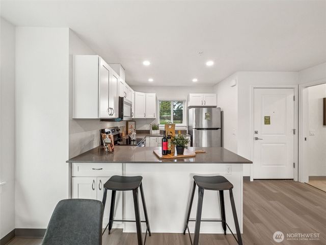 13831 32nd Lane S, Tukwila, WA 98168