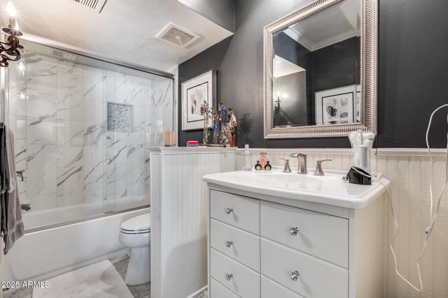 4242 N 44TH Street, Phoenix, AZ 85018