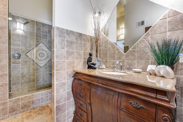 4242 N 44TH Street, Phoenix, AZ 85018