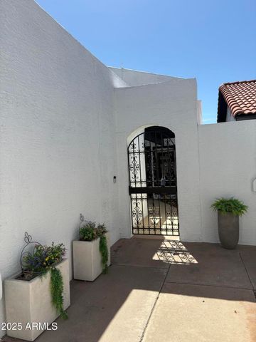 4242 N 44TH Street, Phoenix, AZ 85018