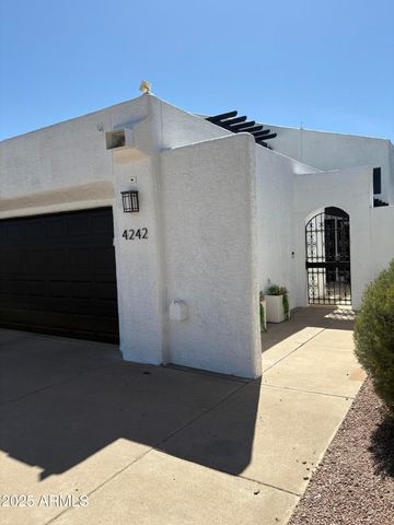 4242 N 44TH Street, Phoenix, AZ 85018