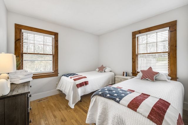 3 Hippogriffe Road, Dennis, MA 02638