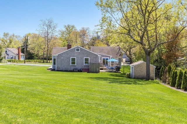 3 Hippogriffe Road, Dennis, MA 02638