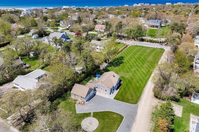 3 Hippogriffe Road, Dennis, MA 02638