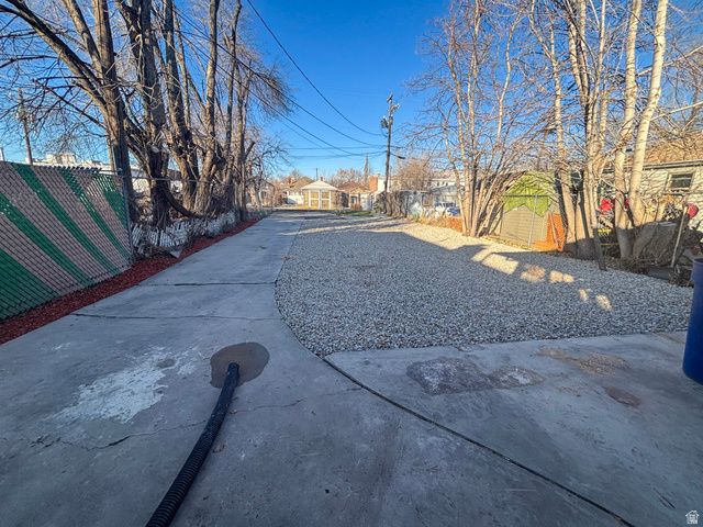 862 W PACIFIC AVE, Salt Lake City, UT 84104
