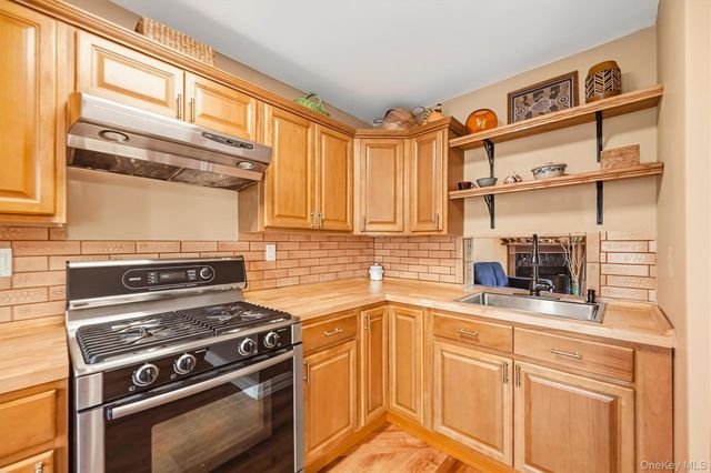 3 Moriah Lane, Middletown, NY 10940