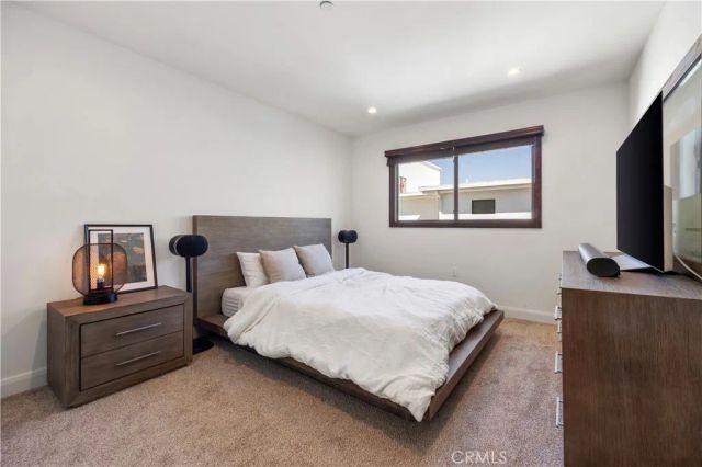 853 S Lucerne 306, Los Angeles, CA 90005