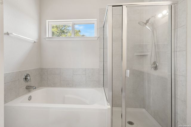 2185 KEYSTONE DR, New Braunfels, TX 78130