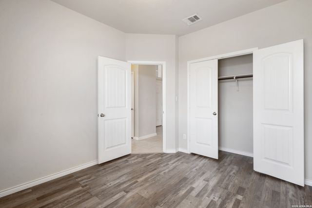 2185 KEYSTONE DR, New Braunfels, TX 78130