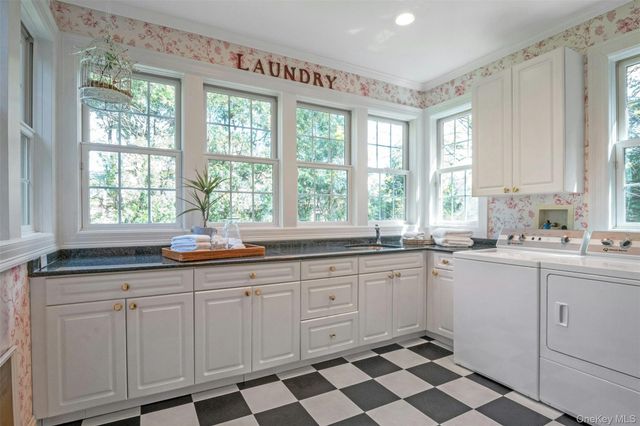 247 Pelhamdale Avenue, Pelham, NY 10803